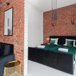 https://nadmotlawie-apartments-by-renters-prestige.gdanskhotel.org